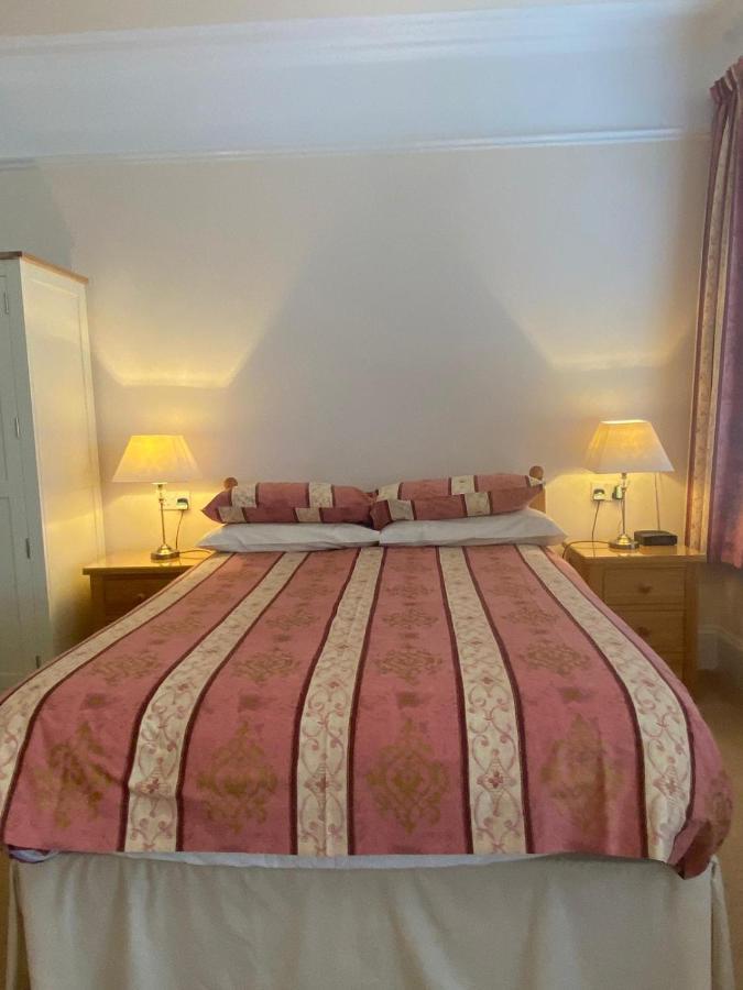 Landguard Lodge Guest House Shipley  Esterno foto