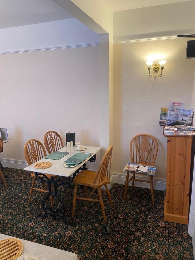 Landguard Lodge Guest House Shipley  Esterno foto