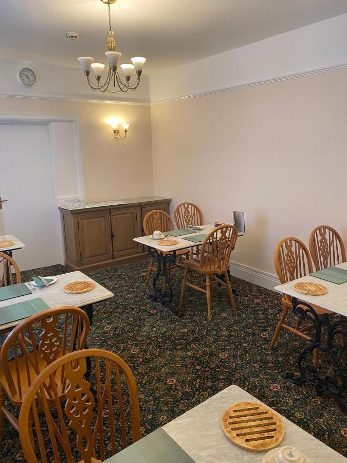 Landguard Lodge Guest House Shipley  Esterno foto