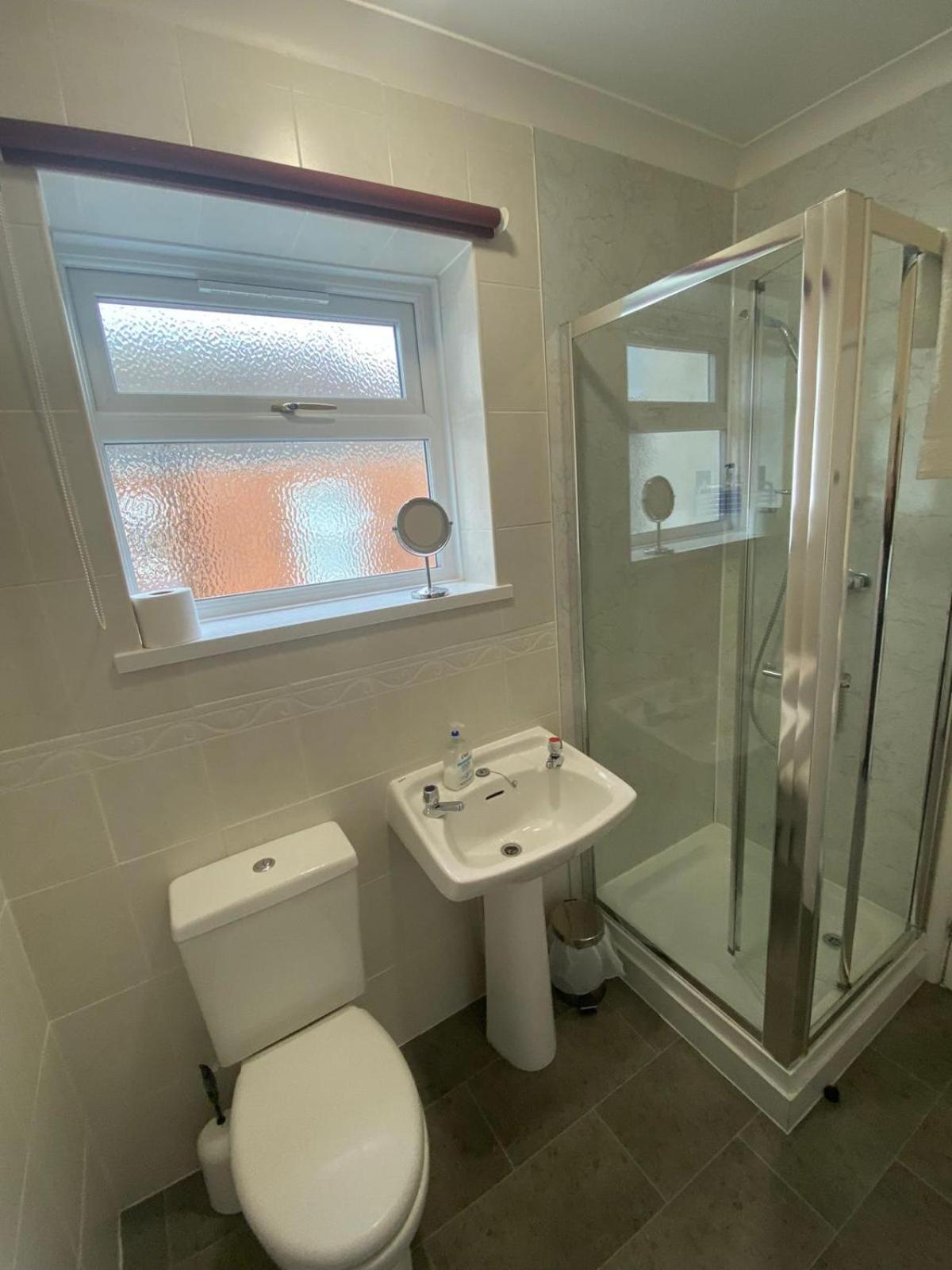 Landguard Lodge Guest House Shipley  Camera foto
